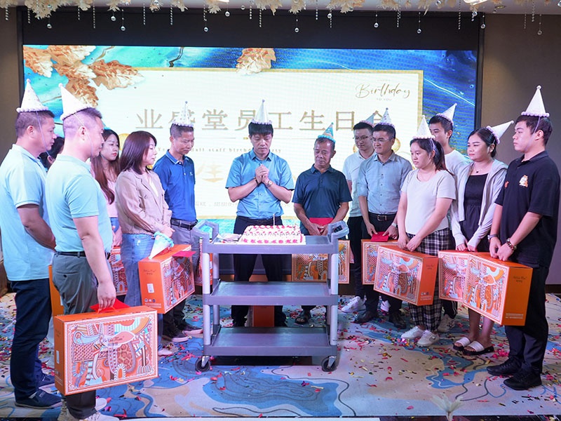 這是家什么神仙公司，太讓人眼紅了！?。? />
                </div>
              </div>
            </a>
          </li>
          
          <li
            class=